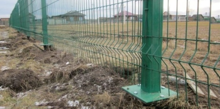 Купить сваи для ограждения от производителя в Батайске от 1390 руб: низкая цена, быстрая установка